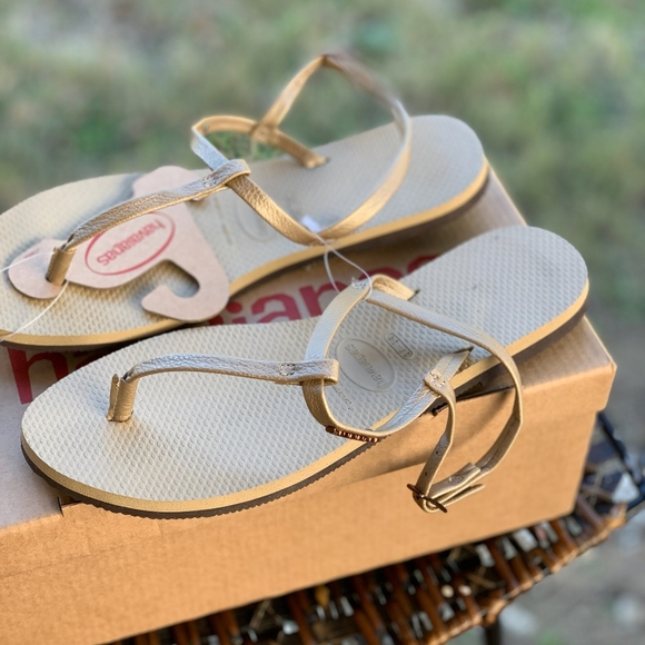 Sandals - Picture 4 of 5